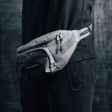 Load image into Gallery viewer, Voyager Crossbody - Charcoal
